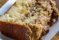 Moist Banana Coffee Cake Recipe for Quick Morning Baking