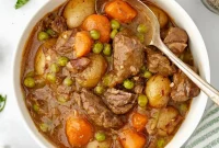 Instant Pot Hearty Beef Stew Recipe for Tender Meat and Rich Gravy