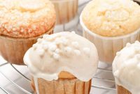Classic Vanilla Muffins Recipe: Light, Fluffy & Quick