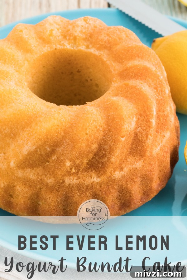 Moist lemon yogurt bundt cake with oil. Quick to prepare and wonderfully fluffy and moist. You will be thrilled!