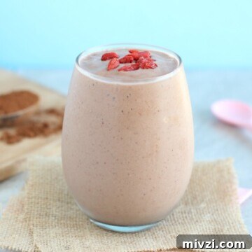 18 Creamy Smoothies Without Banana: Delicious Dairy-Free Recipes 4 Chocolate cherry smoothie with avocado and chia seeds