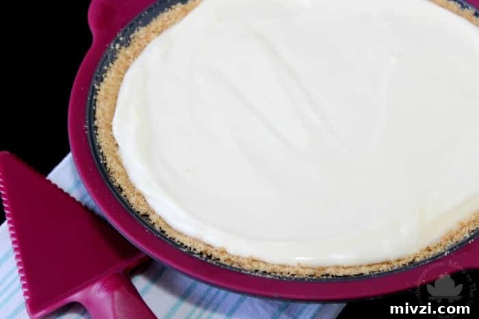 Classic Lemon Cream Pie Recipe: Zesty, Silky Dessert Guide 3 Lemon Cream Pie