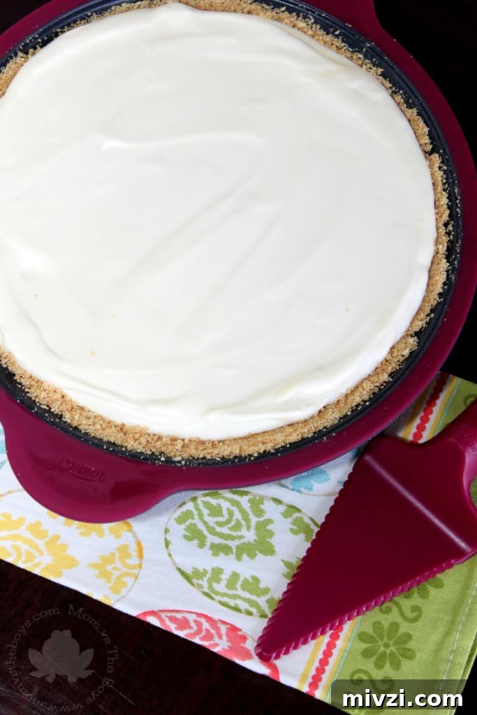 Classic Lemon Cream Pie Recipe: Zesty, Silky Dessert Guide 7 Lemon Cream Pie