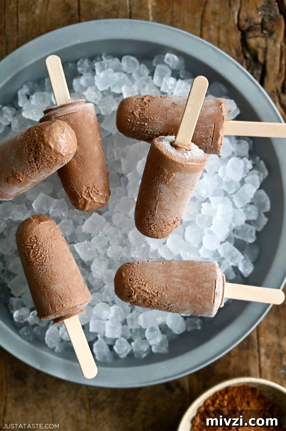 Romantic Valentine’s Day Dessert Ideas and Recipes 28 Homemade fudge pops on ice.