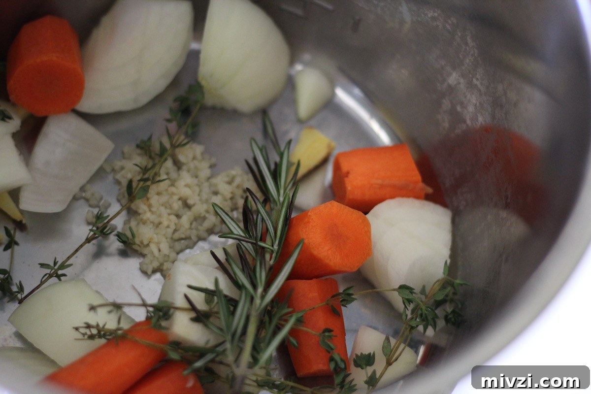 Instant Pot Bone Broth (AIP) - a nourishing, Paleo broth that will help improve skin, heal gut lining, and boost immunity!