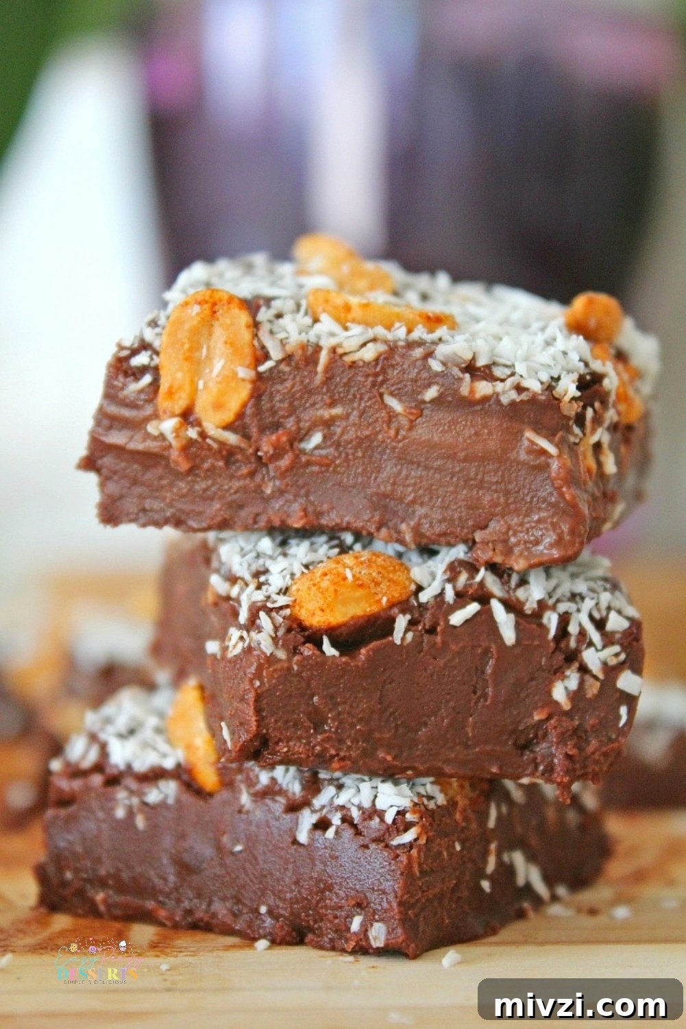 3 pieces of 2 ingredient chocolate fudge