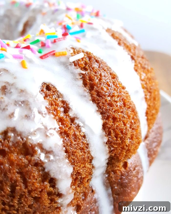 Moist Vanilla Pudding & Sour Cream Bundt Cake (Box Mix) 4 Vanilla Pudding Sour Cream Bundt Cake