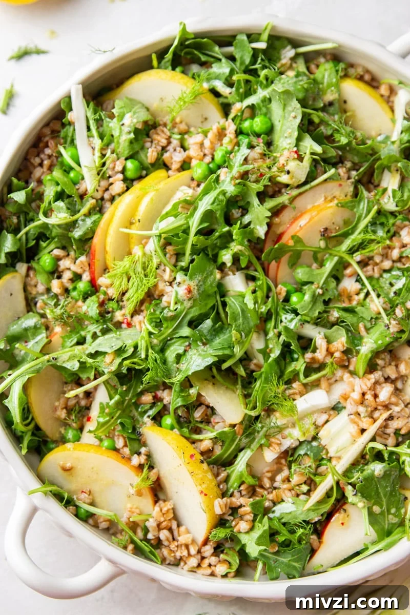 Farro Salad with Arugula Pear and Fennel