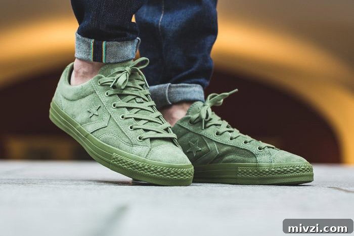 Converse Star Player Ox in Green: Stylish Picks and Outfit Ideas 2 Converse Star Player OX "Fatigue Green"